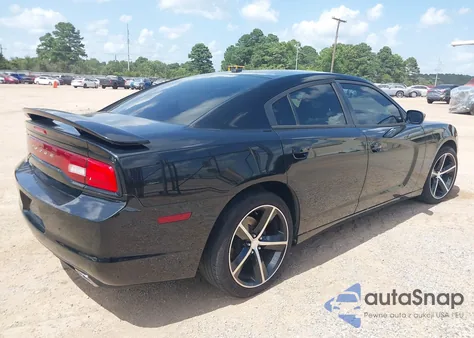 2013 Dodge Charger Sxt из США, поврежденный, VIN 2C3CDXHG5DH555690